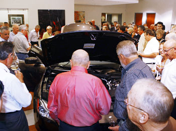 The guests look at the impressive engine