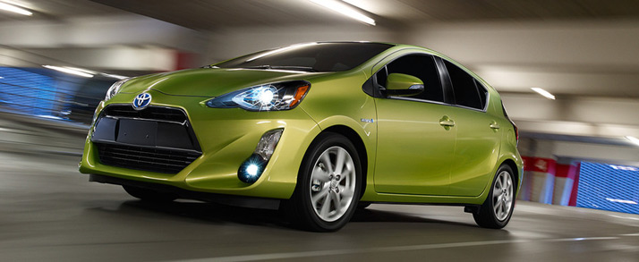 Toyota Prius Vs The Compeion 2016 Toyota Corolla